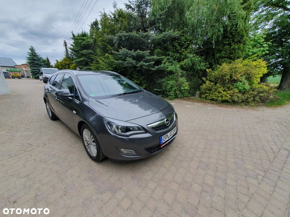 Opel Astra 1.6 Turbo Innovation - 2