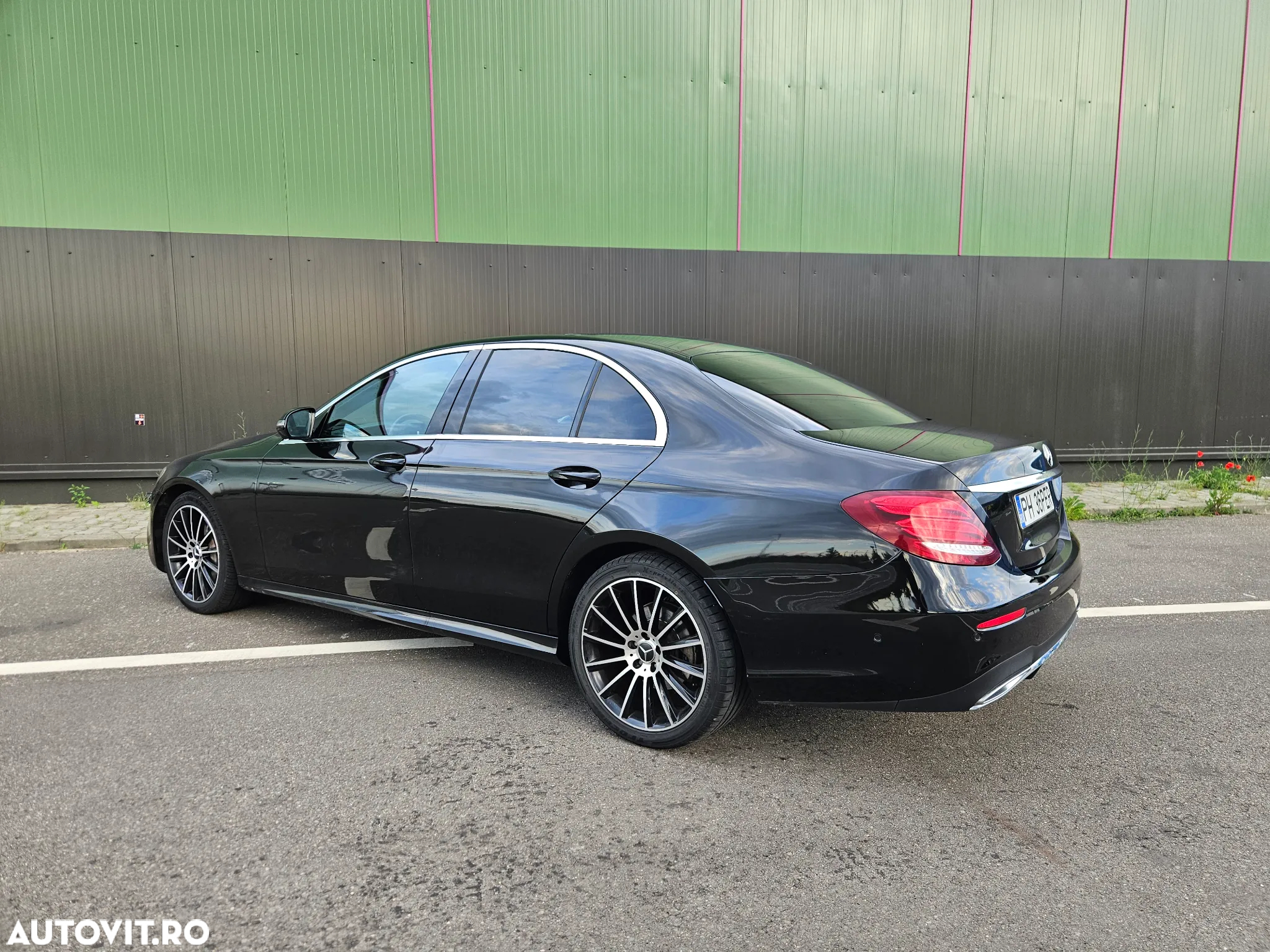 Mercedes-Benz E 220 d 9G-TRONIC AMG Line - 7