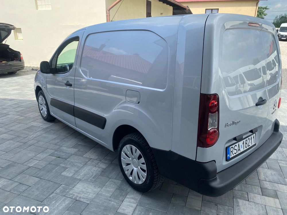 Citroën BERLINGO 1.6 HDI, MAX długi, 3-osobowy, klimatyzacja, zakupiony w salonie w Rzeszowie - 14