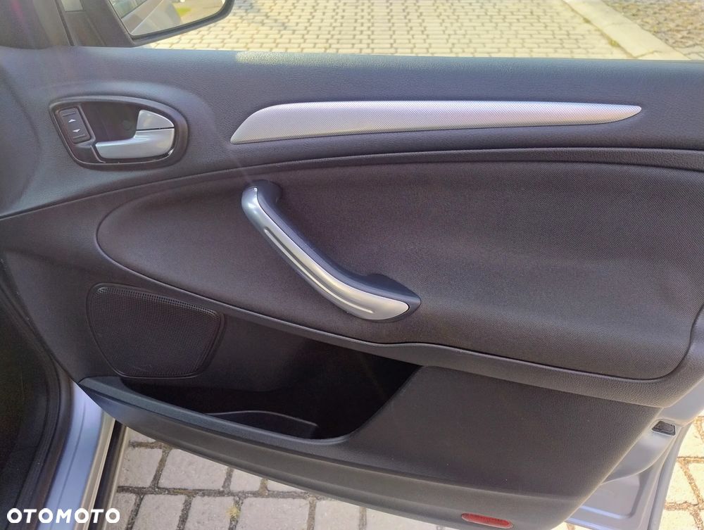 Ford S-Max 2.0 TDCi Trend - 16