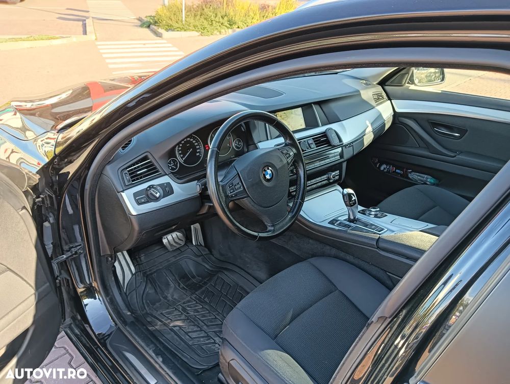 BMW Seria 5 520d xDrive Touring Aut. - 6