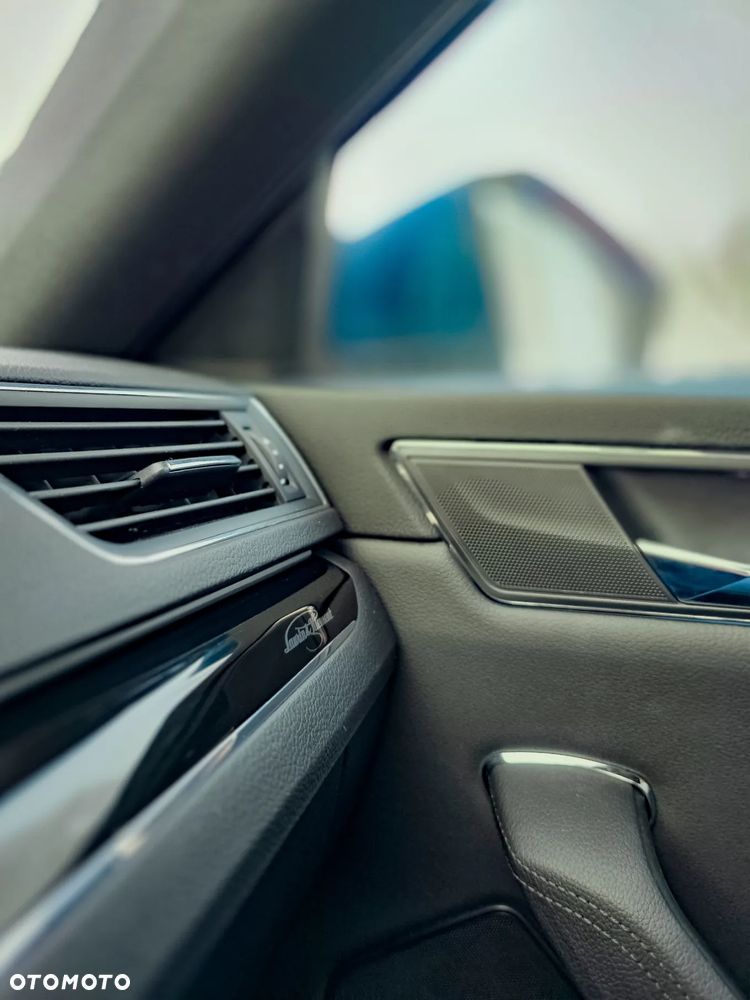 Skoda Superb 2.0 TDI DSG L&K - 18