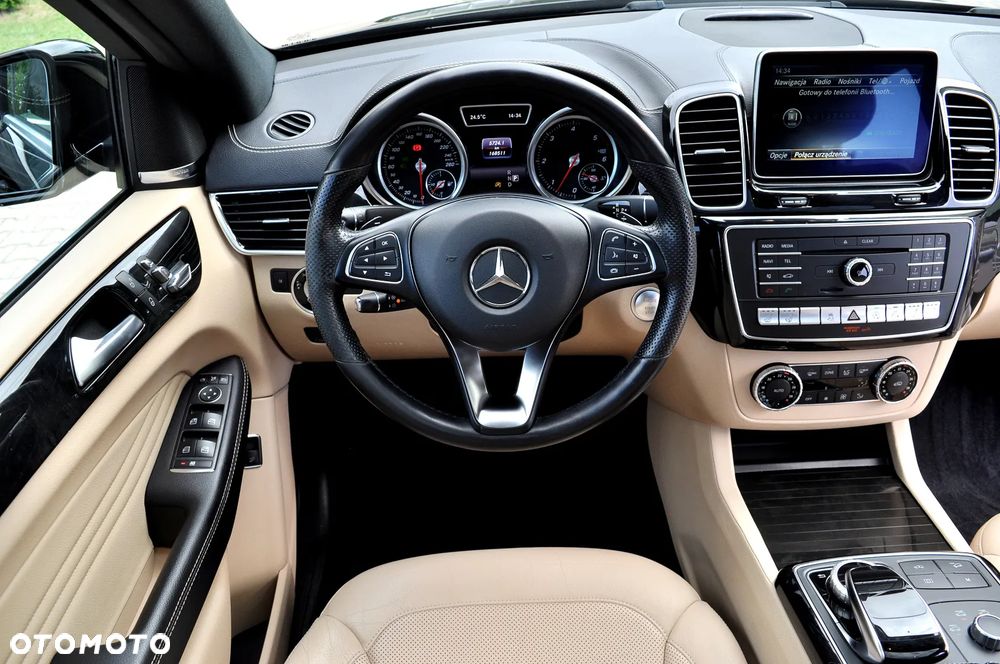 Mercedes-Benz GLE - 30