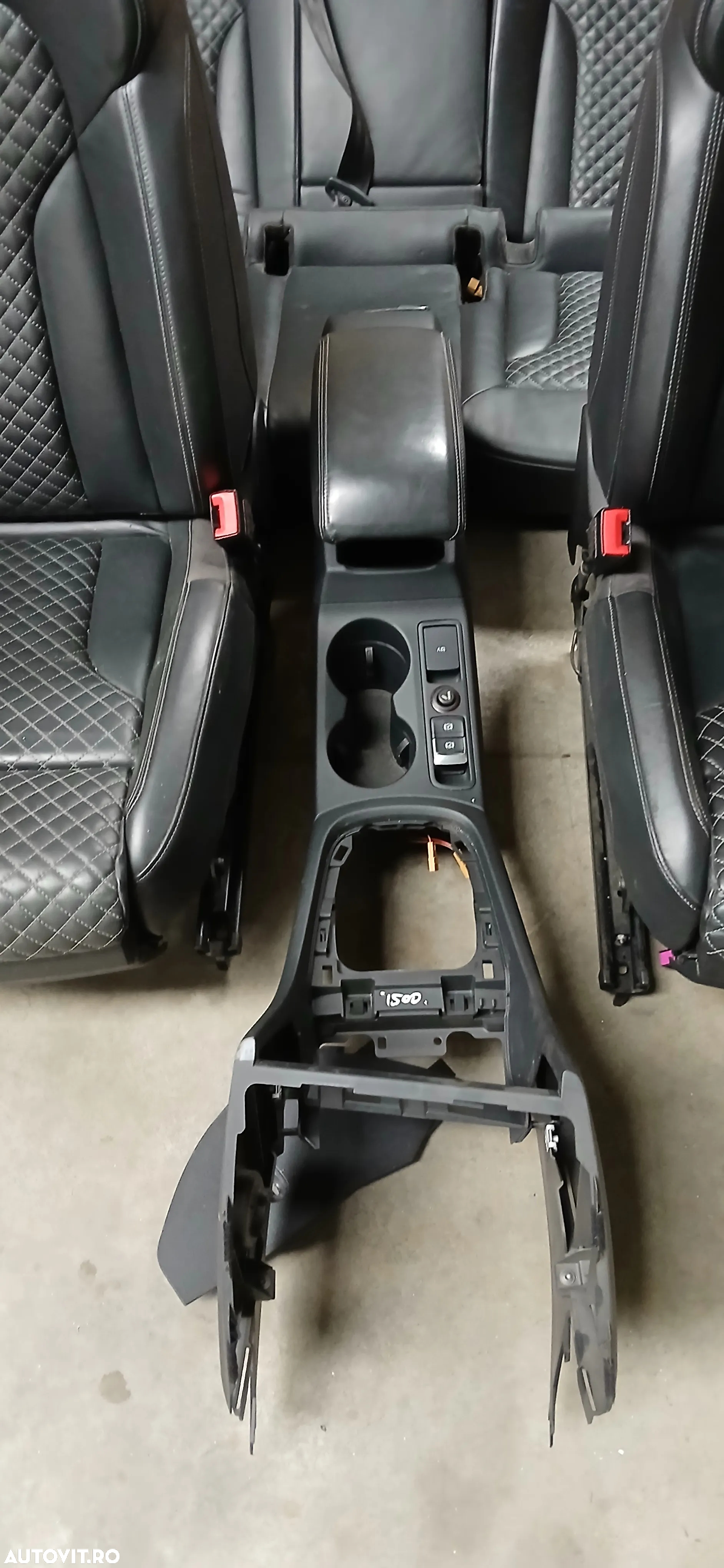 Interior  de piele complet Rs Q3 2014 - 10
