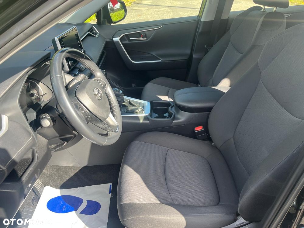 Toyota RAV4 - 12