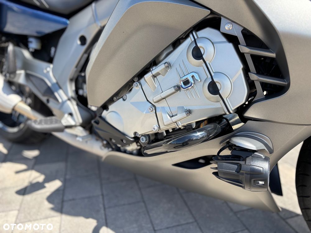 BMW K - 9