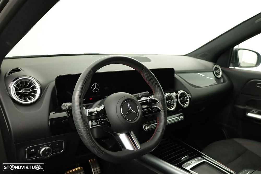 Mercedes-Benz GLA 250 e - 8