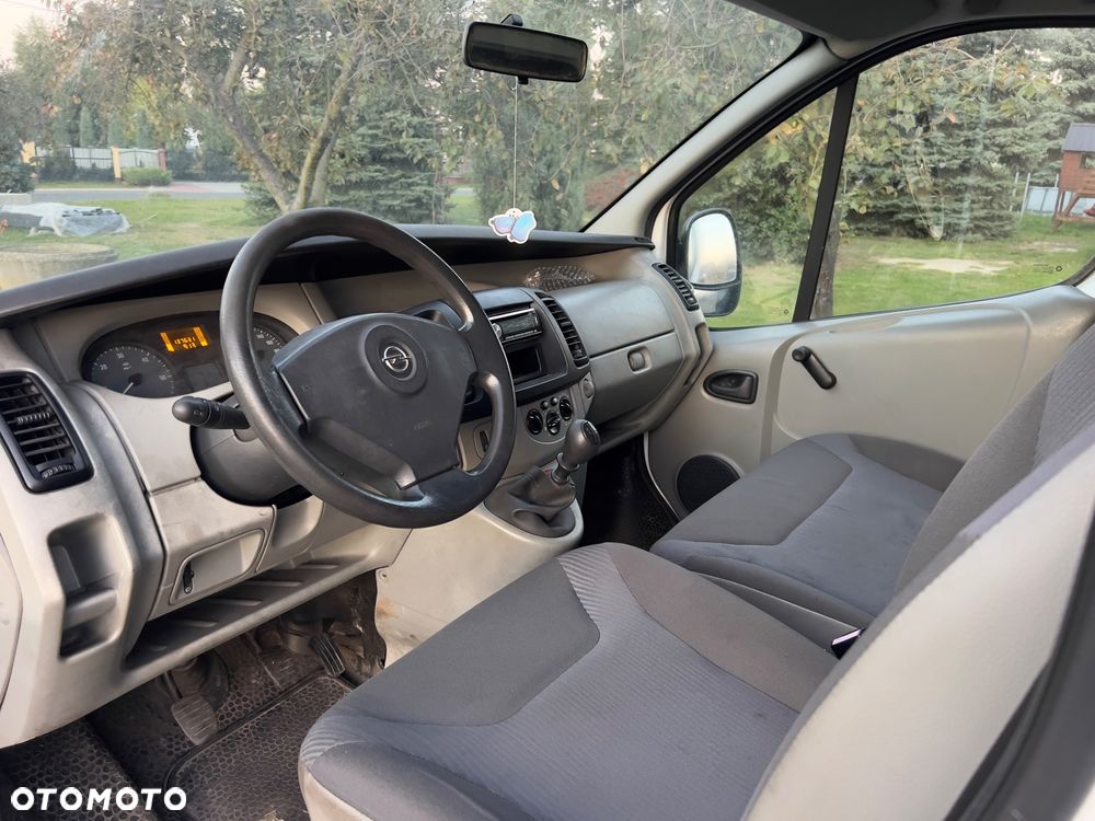 Opel Vivaro - 6