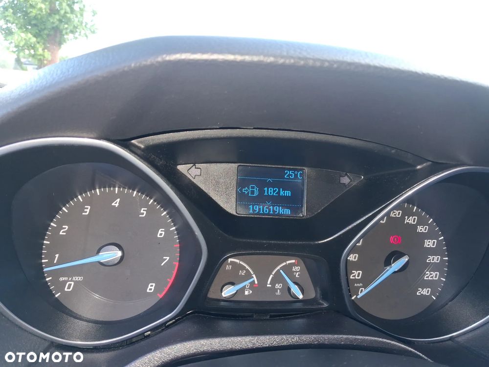 Ford Focus - 20