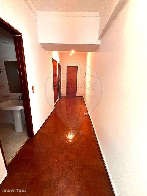 Apartamento T1 para arrendamento - Grande imagem: 2/14