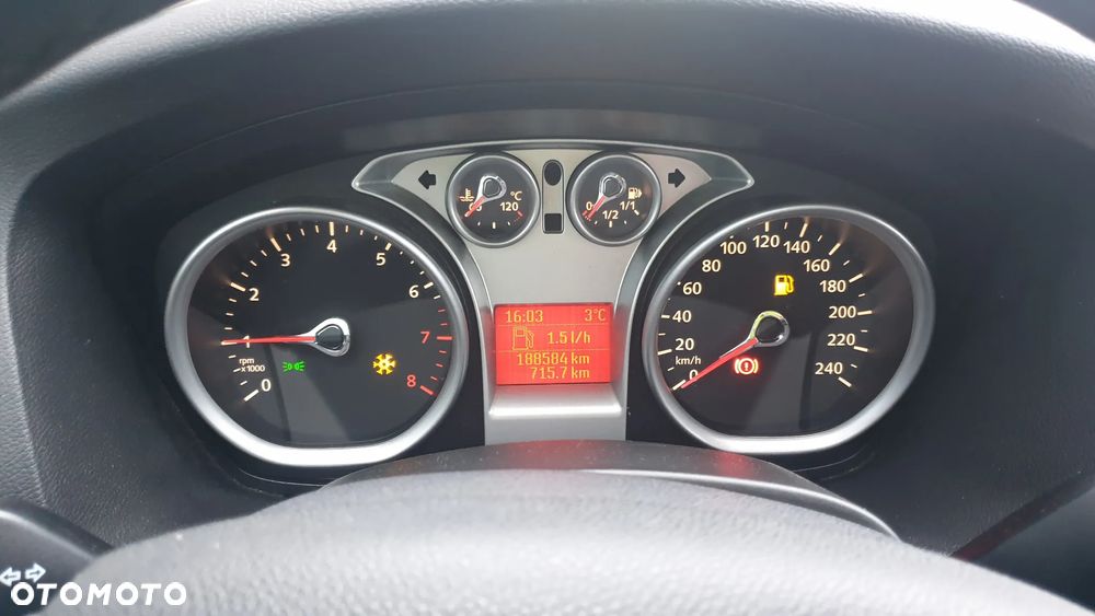 Ford Focus 1.6 Ti-VCT Style - 17