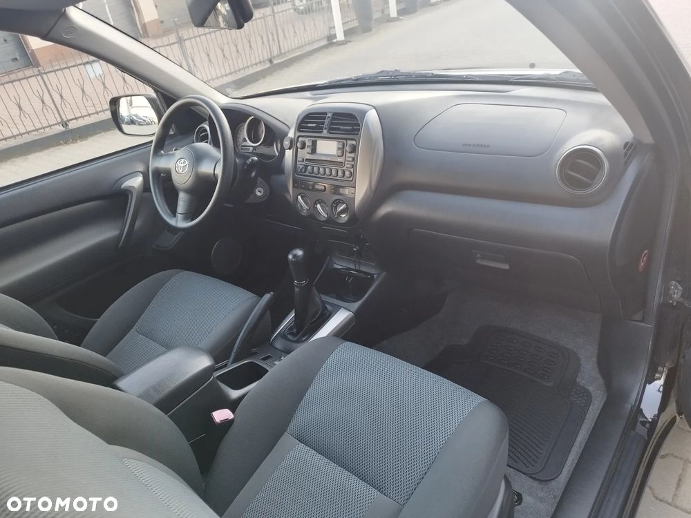 Toyota RAV4 1.8 VVT-i Luna 2WD - 24