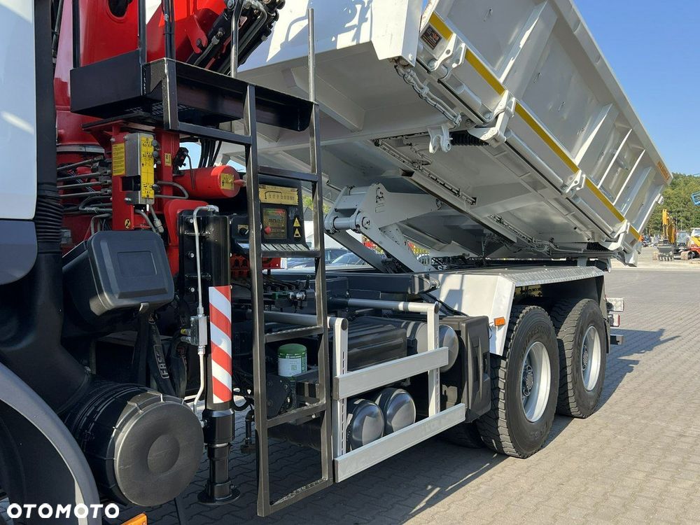 Renault Kerax 26.390 6x4 Mocny HDS FASSI F170 Sterowanie Radiowe - 6