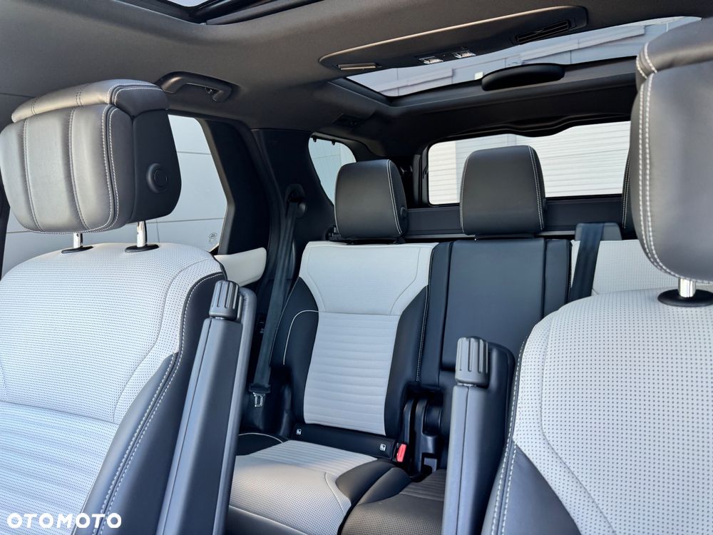 Land Rover Discovery 3.0 D300 mHEV Dynamic HSE - 12