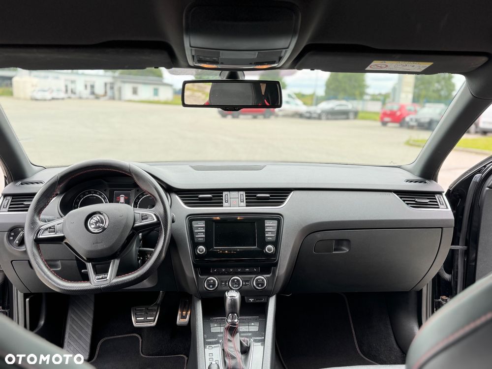 Skoda Octavia 2.0 TDI RS DSG - 14