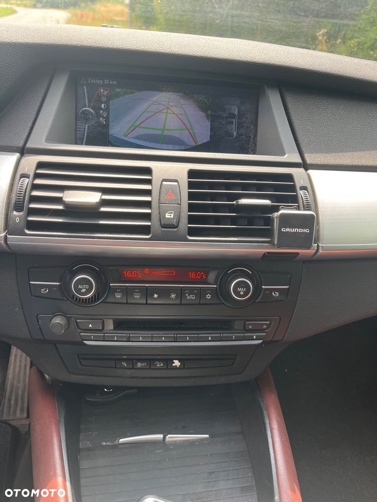 BMW X6 - 16