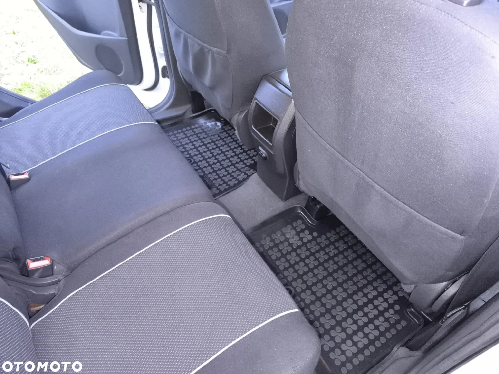 Ford Escape 2.5 FWD S - 11