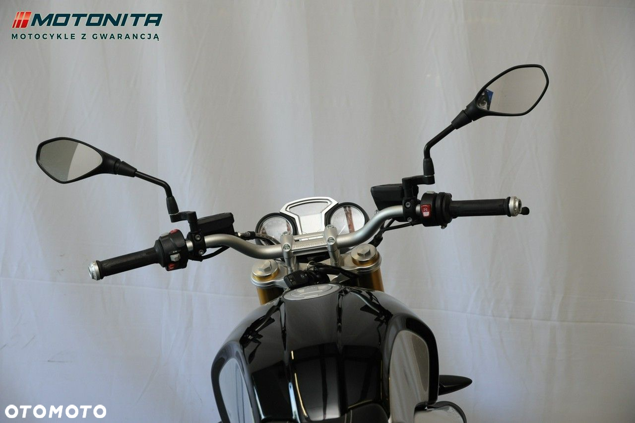 BMW R - 7