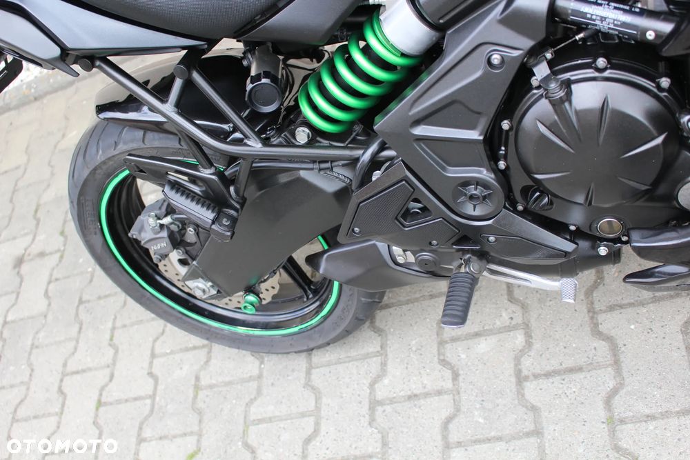 Kawasaki Versys 650 - 16