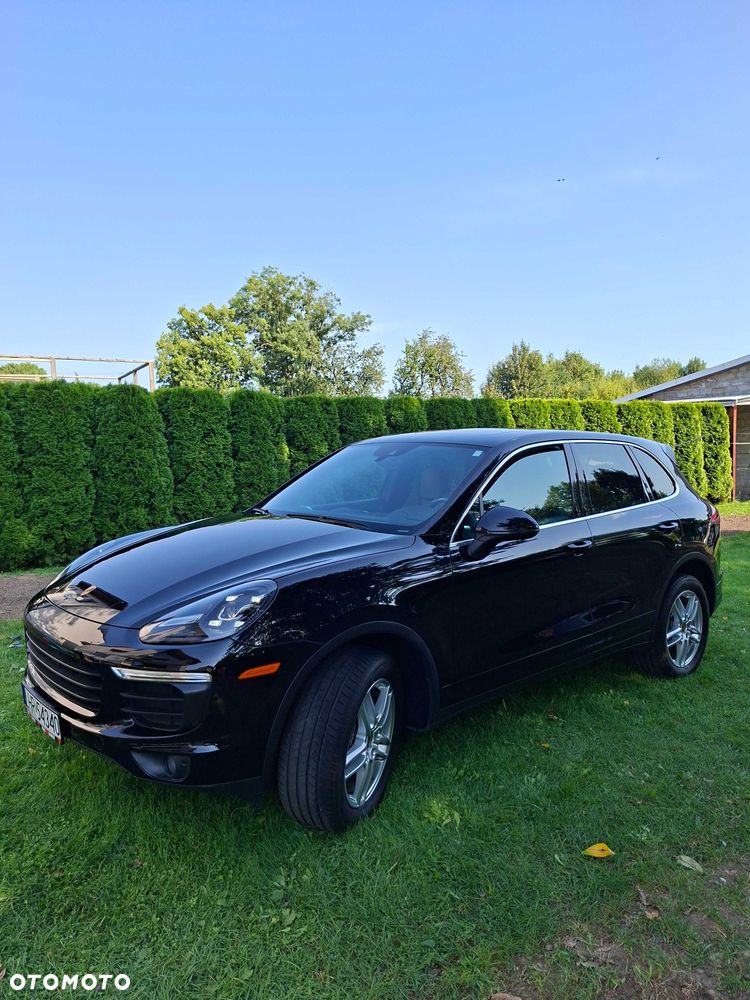 Porsche Cayenne - 2