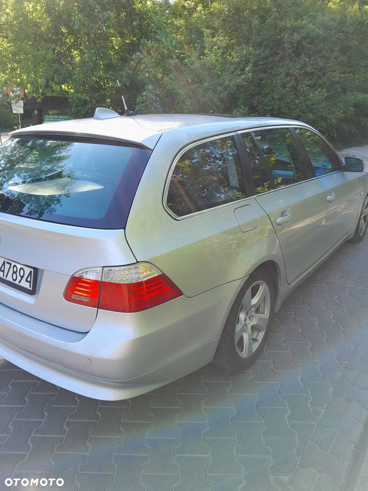 BMW Seria 5 520d - 15