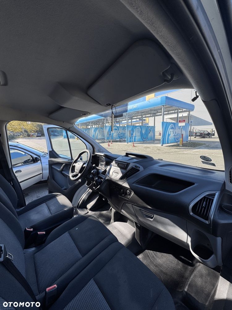 Ford Transit Custom - 17