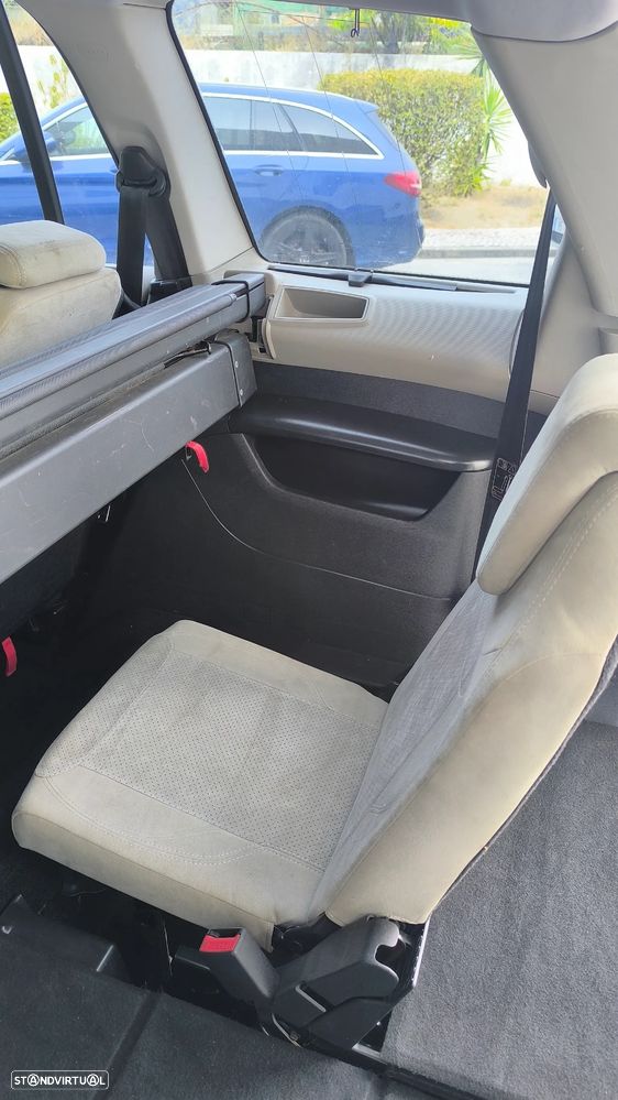 Citroën C4 Grand Picasso 1.6 HDi Exclusive CMP6 - 43