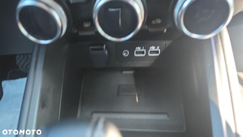 Renault Clio - 21