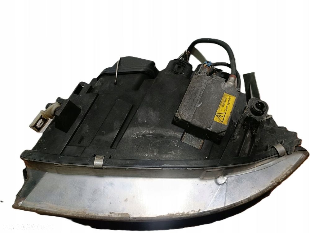 AUDI A6 C5 97-04 r. LAMPA PRAWY PRZÓD PRAWA PRZEDNIA PP XENON EU + - 5
