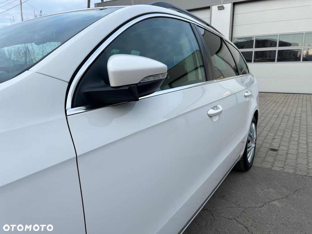 Volkswagen Passat 2.0 Blue TDI DSG SCR Comfortline - 11