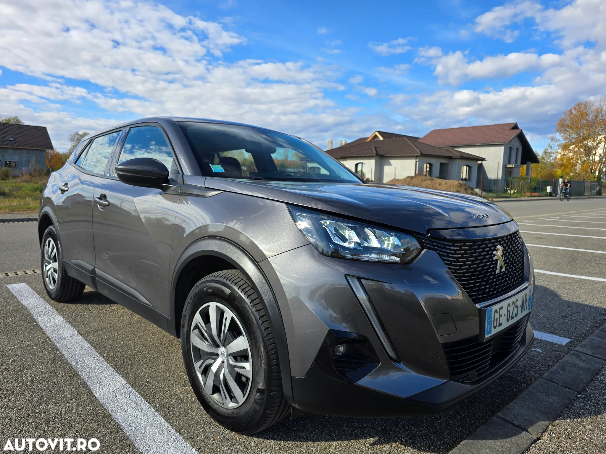 Peugeot 2008 1.5 BlueHDI 130 S&S EAT8 Allure - 5