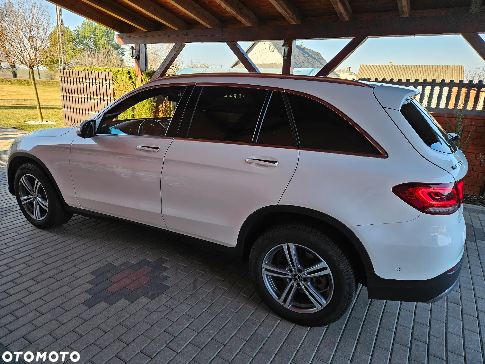 Mercedes-Benz GLC 300 4Matic 9G-TRONIC - 3