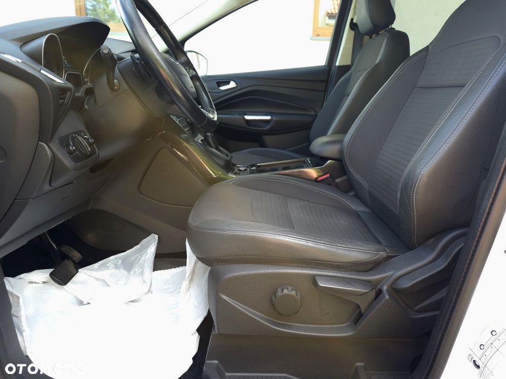 Ford Kuga 2.0 TDCi AWD Titanium - 8