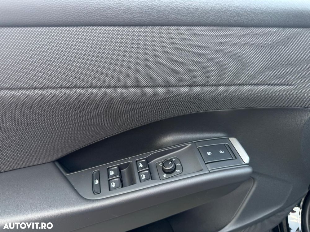 Volkswagen T-Roc 1.5 eTSI 115 CP DSG MHEV Life - 11