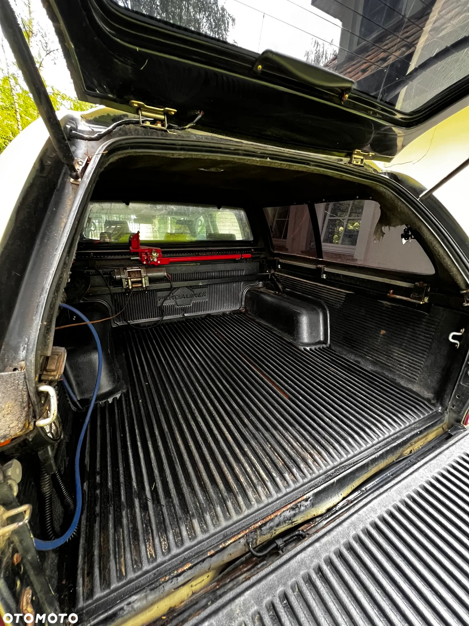 Toyota Hilux - 12