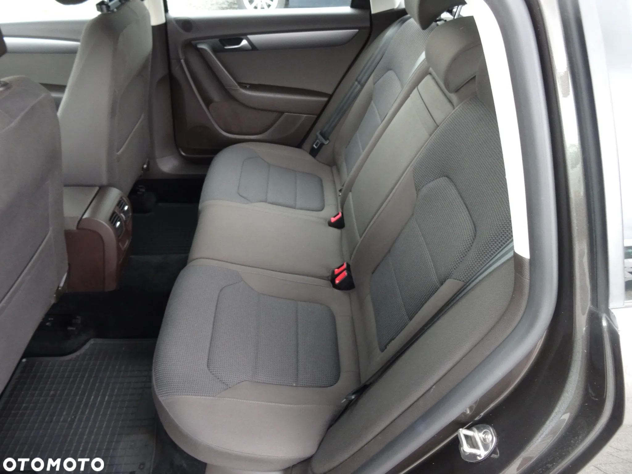 Volkswagen Passat 1.4 TSI (BlueMotion Technology) Comfortline - 14