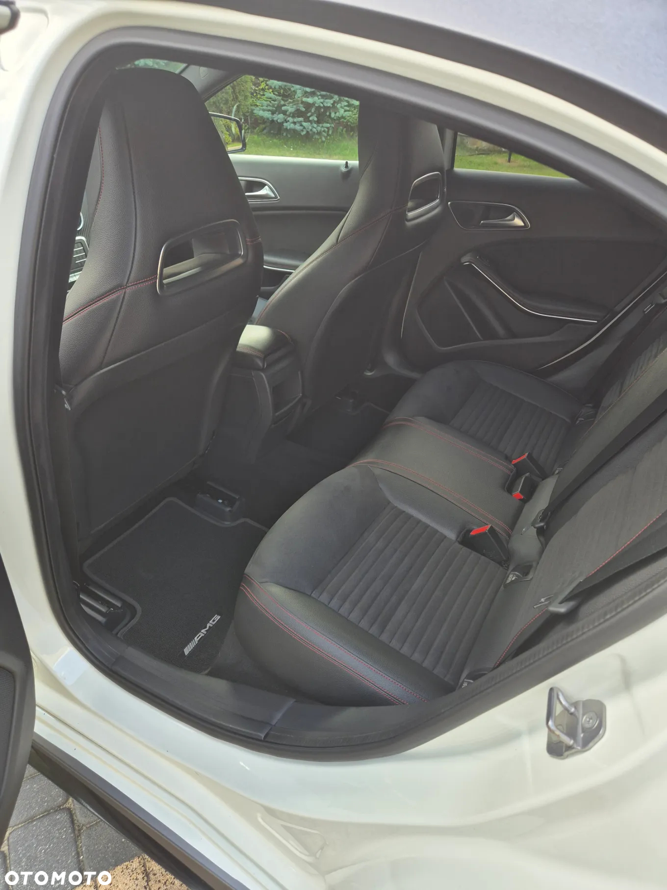 Mercedes-Benz Klasa A 220 4-Matic AMG Line - 9