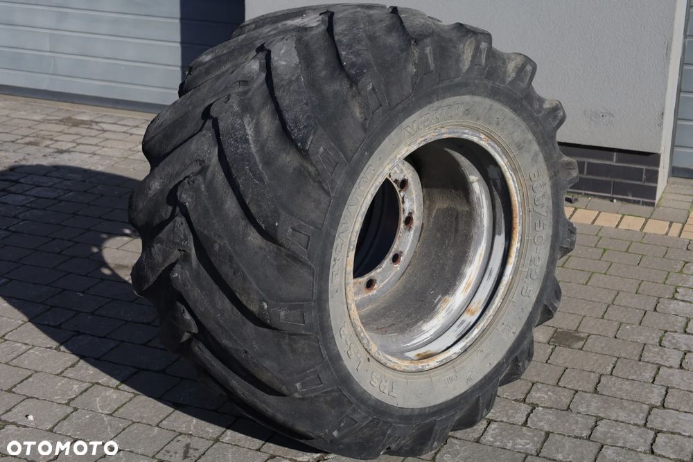 Koła R22.5 Nokian 600/50- 22.5 do koparki opony balony 20 płótna - 17
