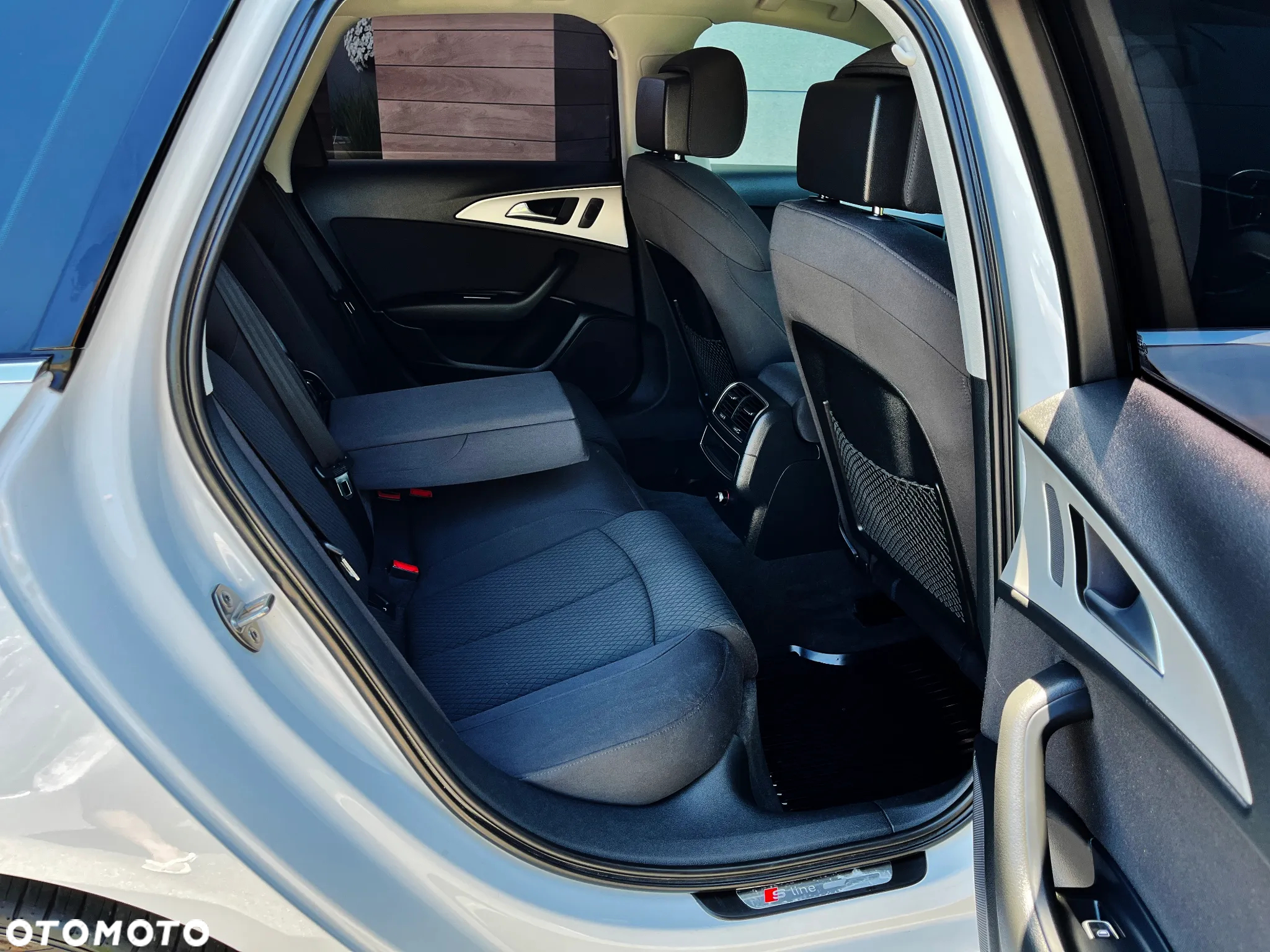 Audi A6 Avant 2.0 TDI Ultra S tronic - 9
