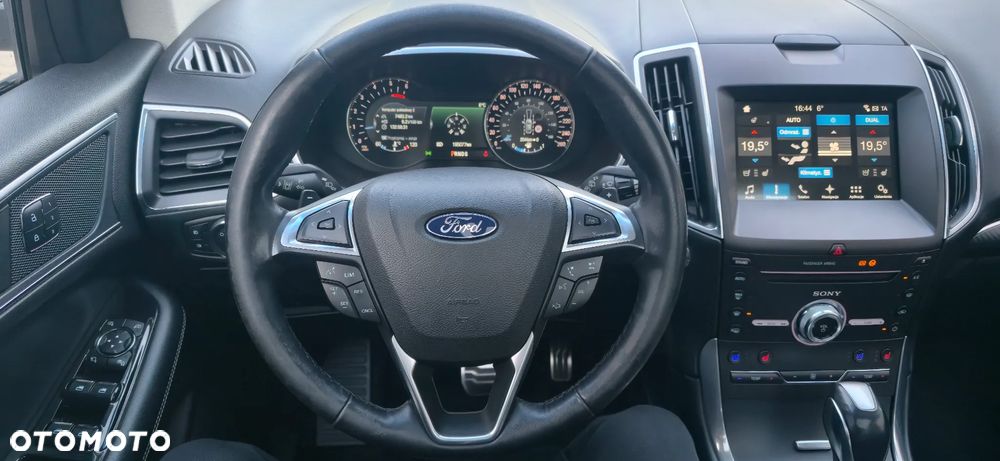 Ford Edge 2.0 TDCi Bi-Turbo 4x4 ST-LINE - 23