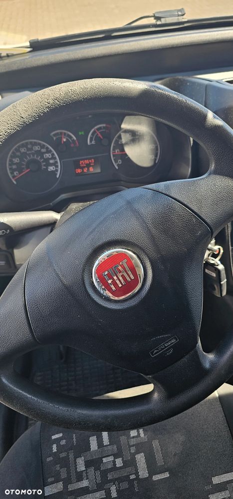 Fiat Fiorino van - 12