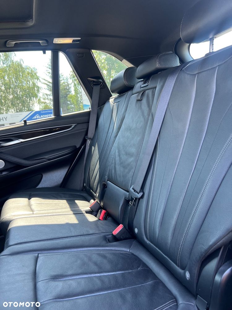 BMW X5 xDrive35i - 13