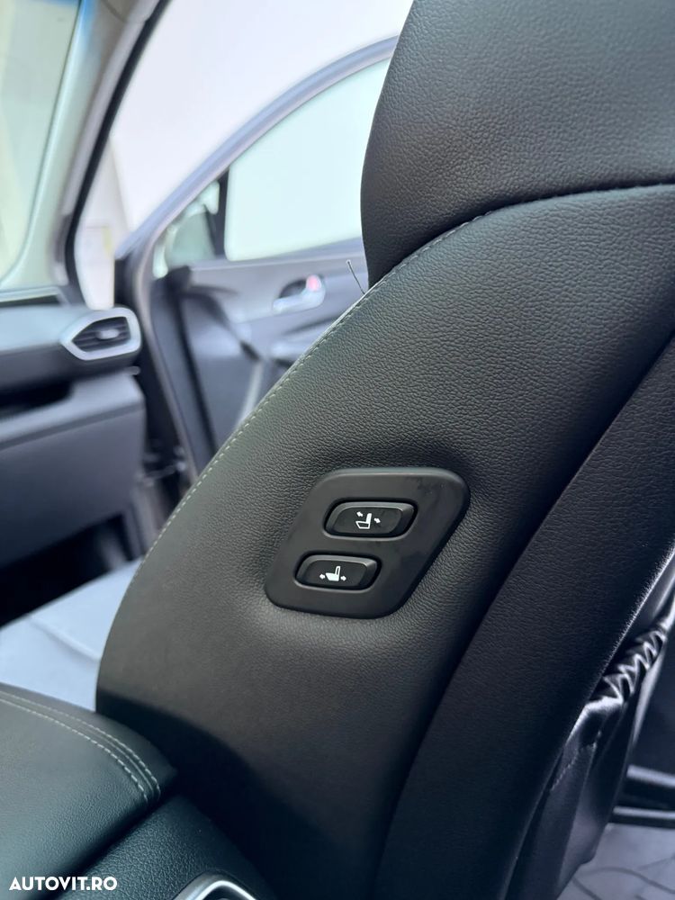 Hyundai Santa Fe 2.2 CRDi 4WD 8AT Luxury - 24