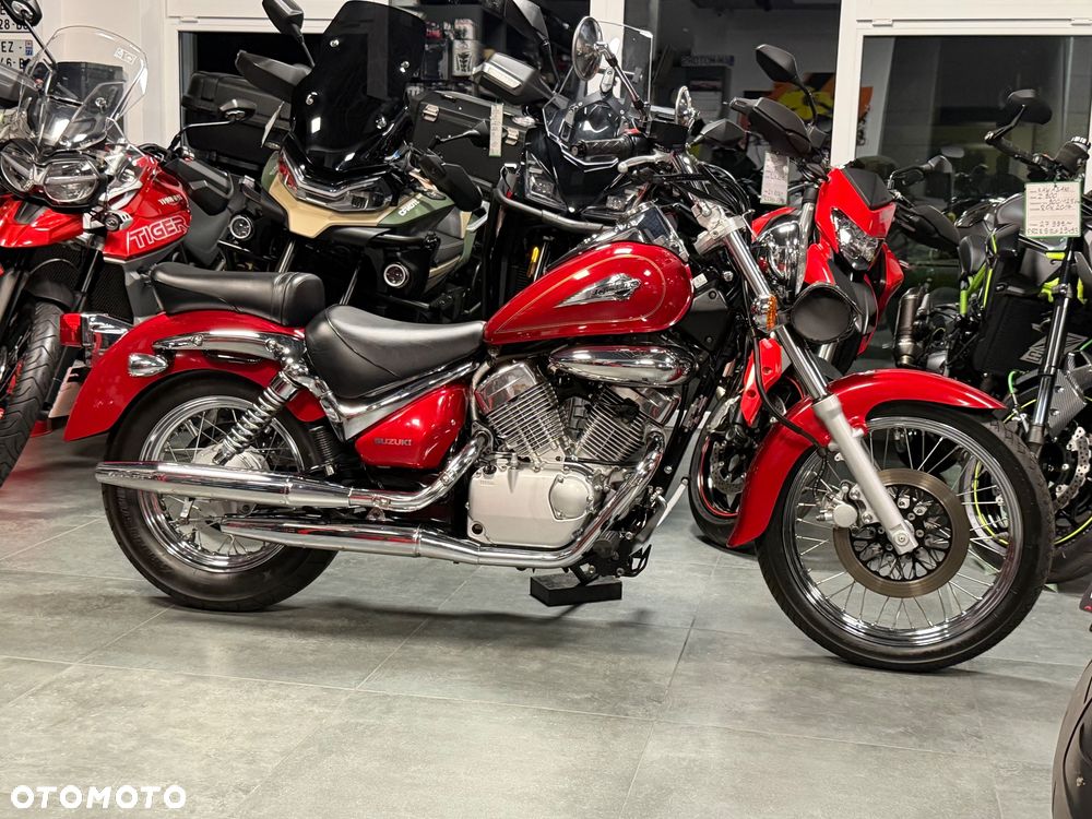 Suzuki Intruder - 2