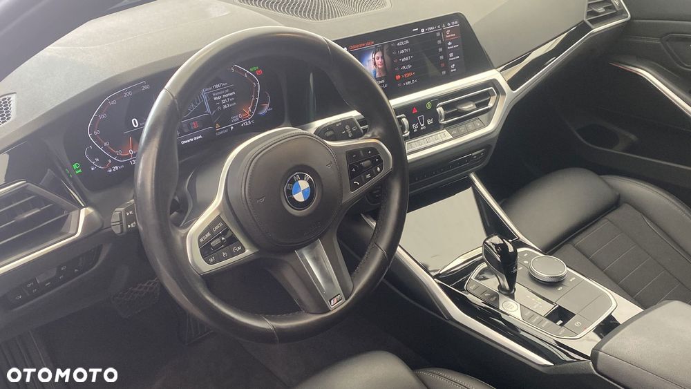 BMW Seria 3 318i - 15