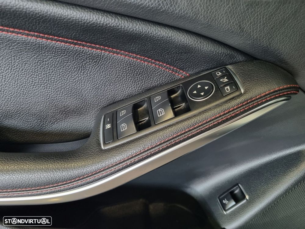Mercedes-Benz GLA 45 AMG 4-Matic - 22
