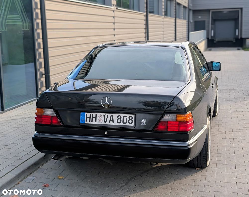 Mercedes-Benz W124 (1984-1993) - 15