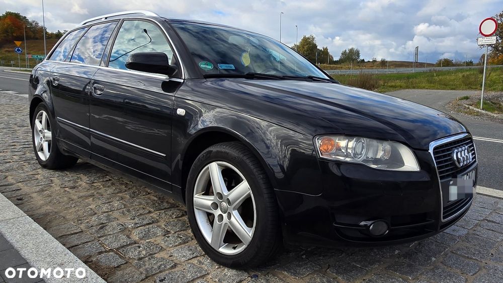 Audi A4 - 1