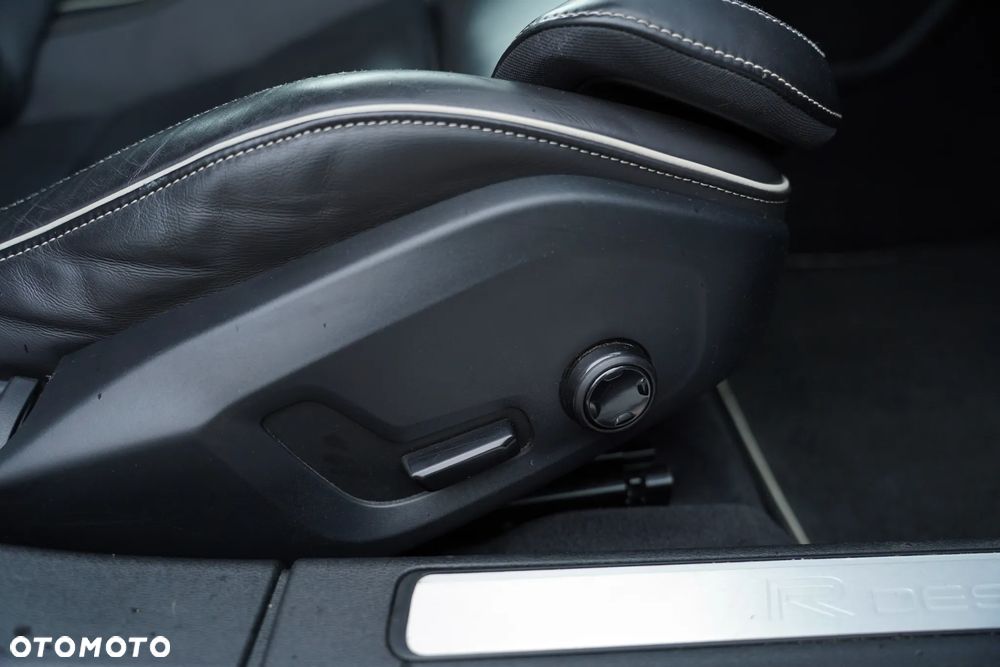 Volvo S60 T5 R-Design - 26