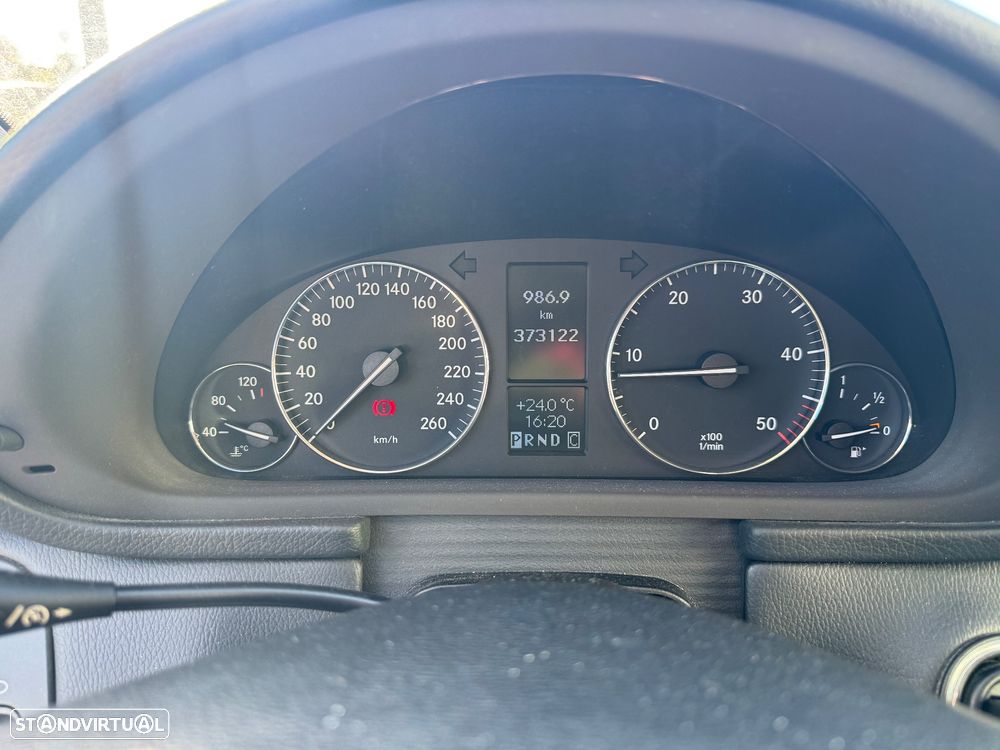 Mercedes-Benz C 220 CDi Sport Coupé Classic Aut. - 17